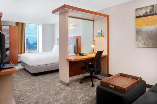 SpringHill Suites Indianapolis Downtown - image 13