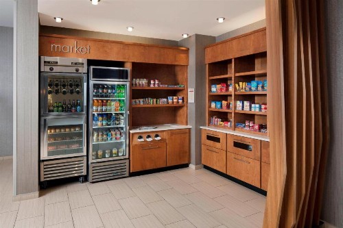 SpringHill Suites Indianapolis Downtown - image 20