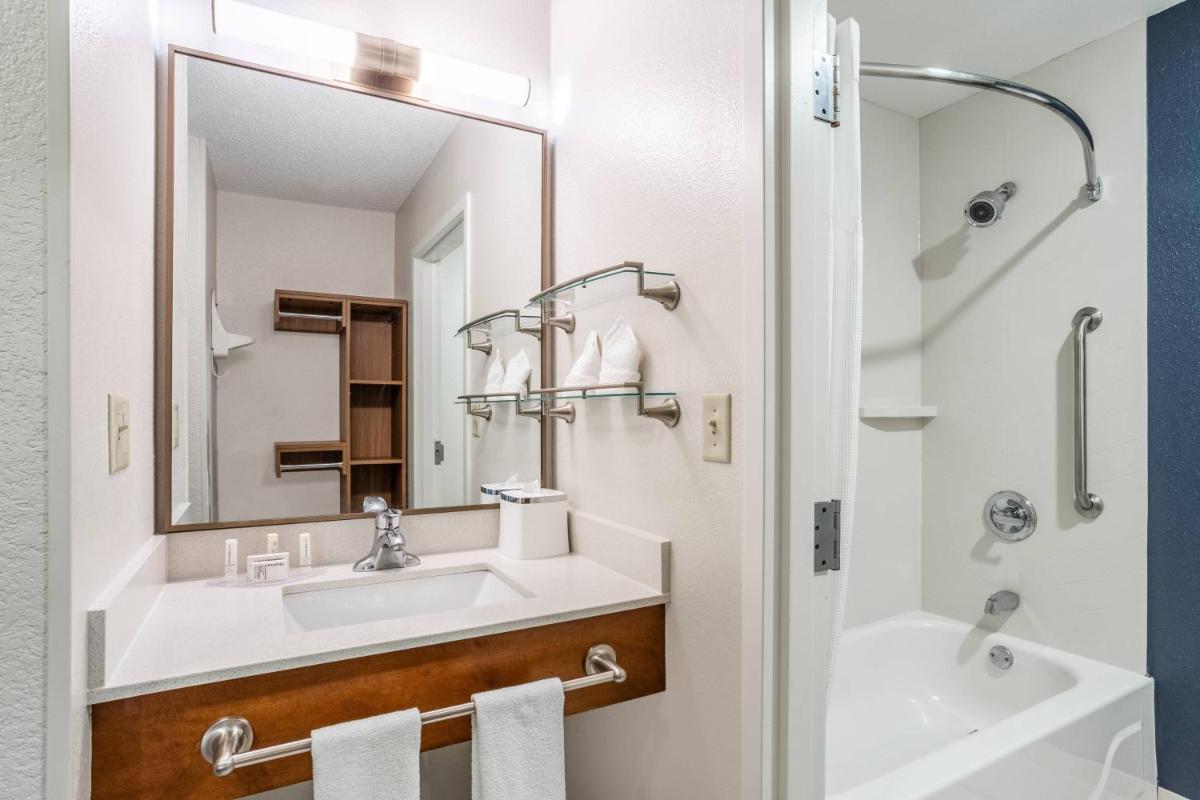 Fairfield Inn & Suites Indianapolis Northwest - image 6