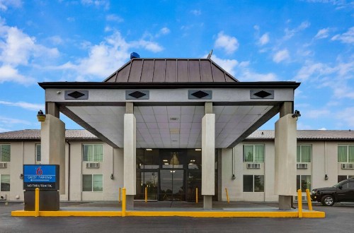 Motel 6 Indianapolis IN