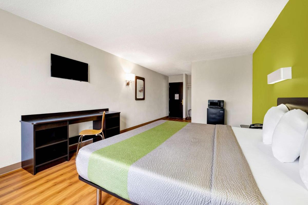 Motel 6 Indianapolis IN - image 7