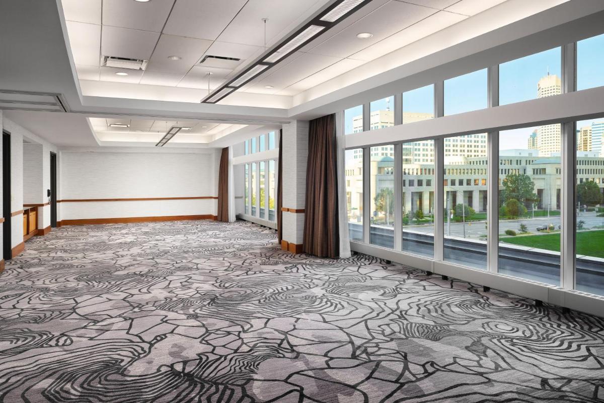 JW Marriott Indianapolis - image 6