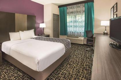 La Quinta Inn by Wyndham Indianapolis North at Pyramids - image 15