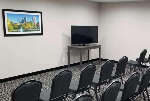 Best Western Plus Indianapolis Downtown - image 13