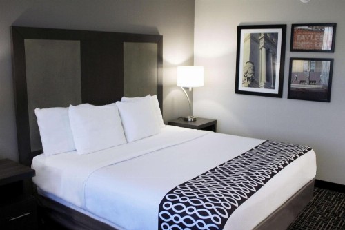 Best Western Plus Indianapolis Downtown - image 7