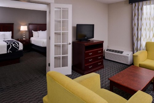 La Quinta by Wyndham Indianapolis South - image 17