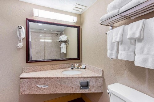 La Quinta by Wyndham Indianapolis South - image 27