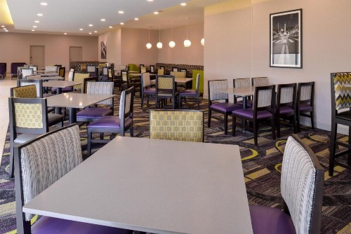 La Quinta by Wyndham Indianapolis South - image 37