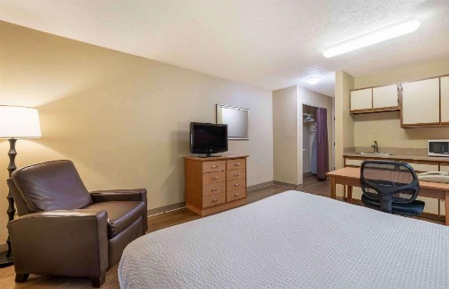 Extended Stay America Suites - Indianapolis - North - Carmel - image 12