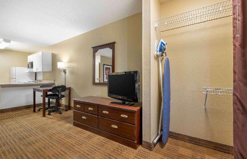 Extended Stay America Suites - Indianapolis - Airport - image 23