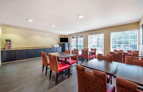 Extended Stay America Suites - Indianapolis - West 86th St - image 10