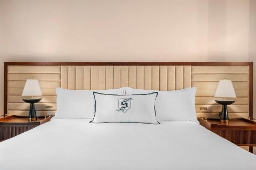 Omni Severin Hotel - image 33