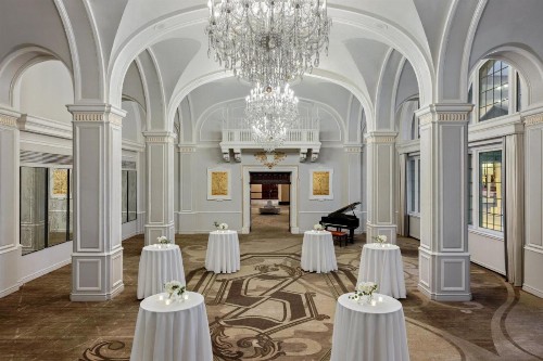 Omni Severin Hotel - image 41