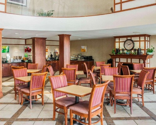 Quality Inn Indianapolis - image 19