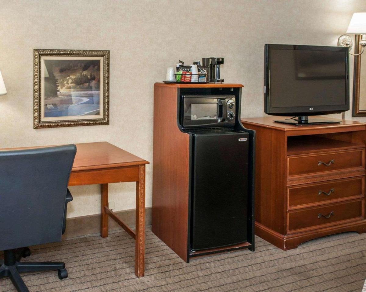 Quality Inn Indianapolis - image 5
