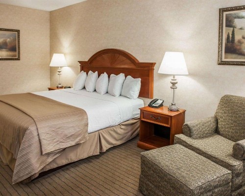 Quality Inn Indianapolis - image 9
