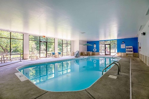 Comfort Inn Indianapolis North - Carmel - image 8