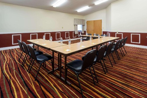 Days Inn & Suites by Wyndham Northwest Indianapolis - image 23