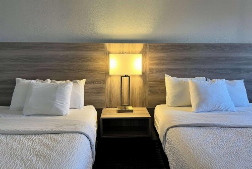 Baymont by Wyndham Indianapolis South - image 18