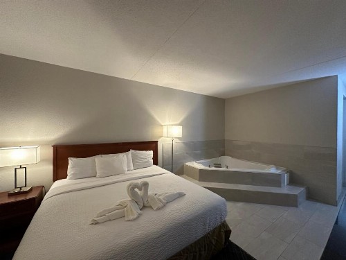 Baymont by Wyndham Indianapolis South - image 38
