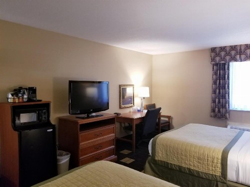 Baymont by Wyndham Indianapolis West - image 12