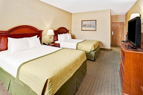Baymont by Wyndham Indianapolis West - image 13