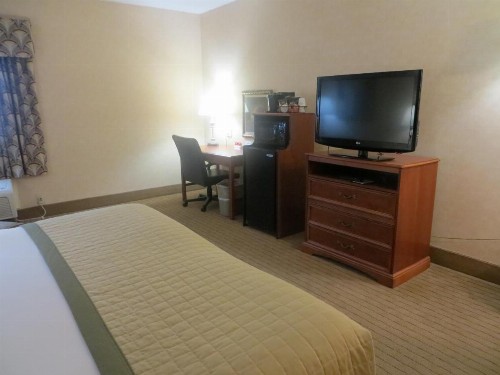 Baymont by Wyndham Indianapolis West - image 28