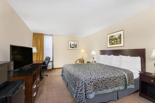 Days Inn by Wyndham Indianapolis Northeast - image 29