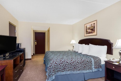 Days Inn by Wyndham Indianapolis Northeast - image 33
