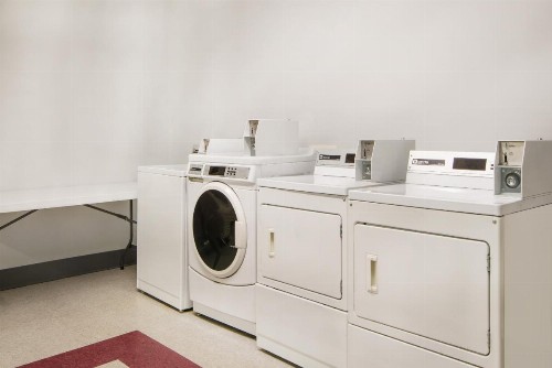 Days Inn by Wyndham Indianapolis Northeast - image 37