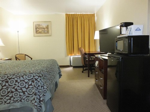 Days Inn by Wyndham Indianapolis Northeast - image 46