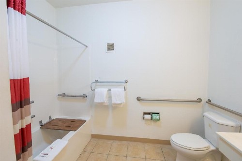 Red Roof Inn & Suites Indianapolis Airport - image 15