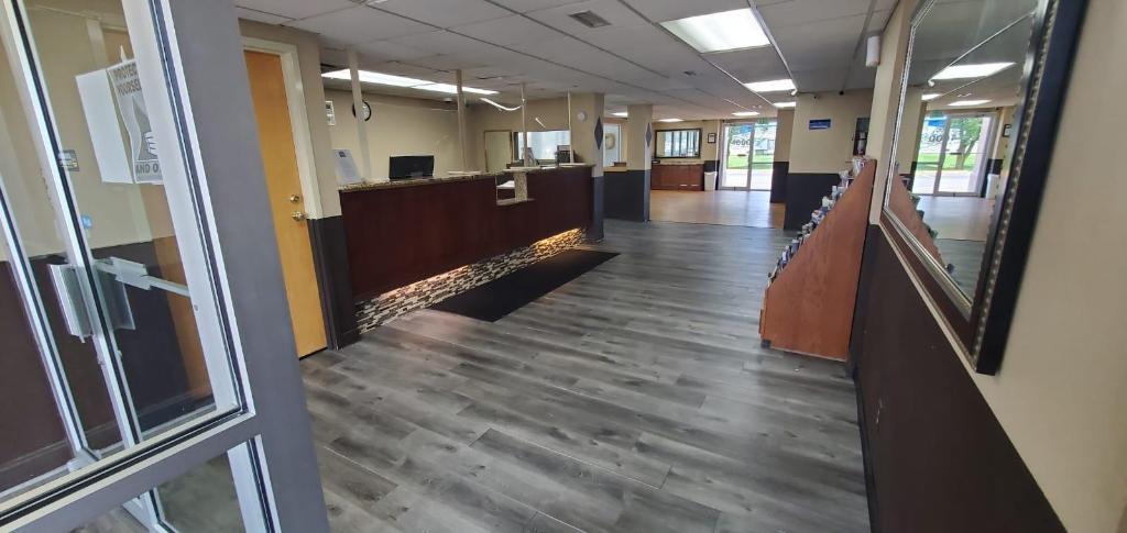 FairBridge Inn Express Indianapolis South - image 3