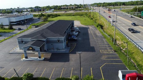 Days Inn by Wyndham Indianapolis East Post Road - image 11
