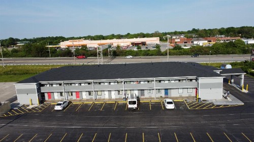 Days Inn by Wyndham Indianapolis East Post Road - image 16