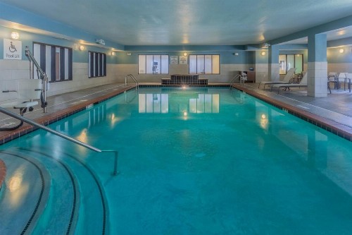 Holiday Inn Express - Indianapolis - Southeast an IHG Hotel - image 3