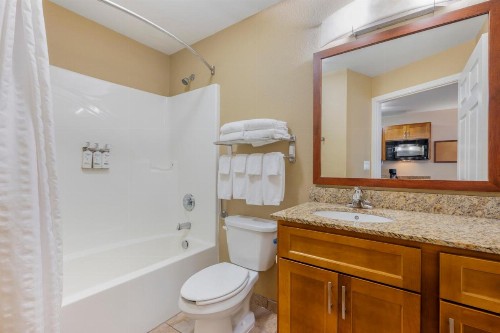 Candlewood Suites Indianapolis East an IHG Hotel - image 13