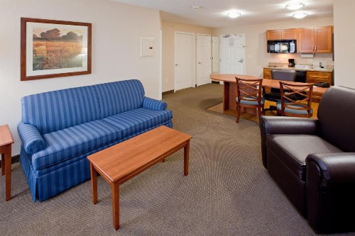 Candlewood Suites Indianapolis East an IHG Hotel - image 41