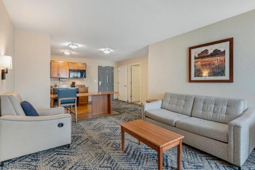 Candlewood Suites Indianapolis East an IHG Hotel - image 46