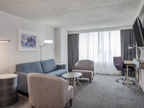Crowne Plaza Hotel Indianapolis Airport an IHG Hotel - image 19