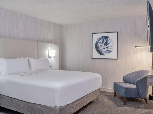 Crowne Plaza Hotel Indianapolis Airport an IHG Hotel - image 20