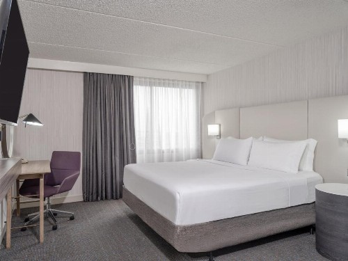 Crowne Plaza Hotel Indianapolis Airport an IHG Hotel - image 21