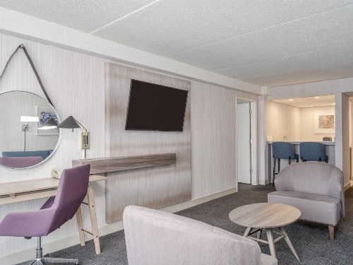 Crowne Plaza Hotel Indianapolis Airport an IHG Hotel - image 31