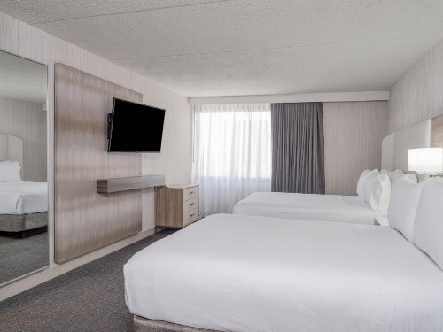 Crowne Plaza Hotel Indianapolis Airport an IHG Hotel - image 48
