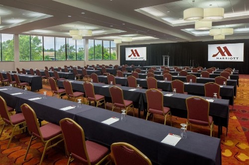 Indianapolis Marriott East - image 3