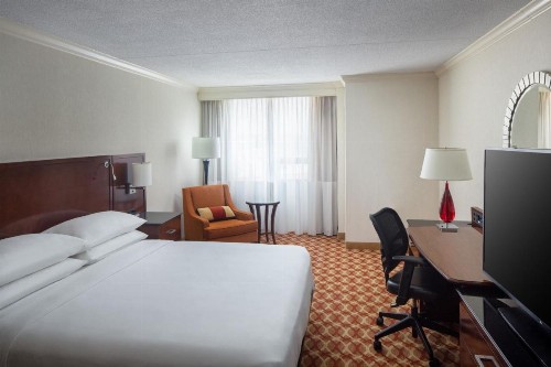 Indianapolis Marriott East - image 9