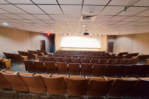 Ramada by Wyndham Indianapolis Speedway - image 20