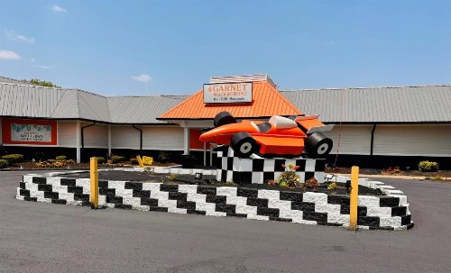 Ramada by Wyndham Indianapolis Speedway - image 44