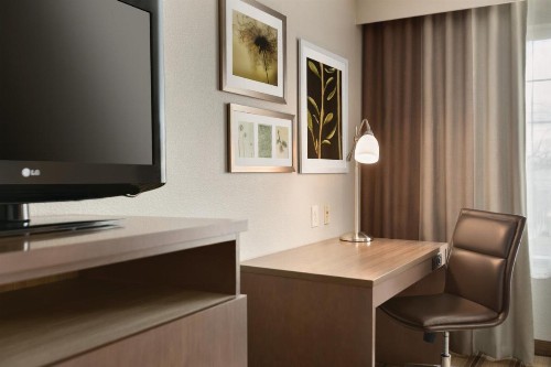 Country Inn & Suites by Radisson Indianapolis Airport South IN - image 16