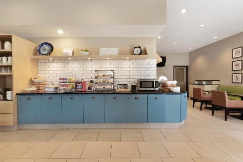 Country Inn & Suites by Radisson Indianapolis Airport South IN - image 4